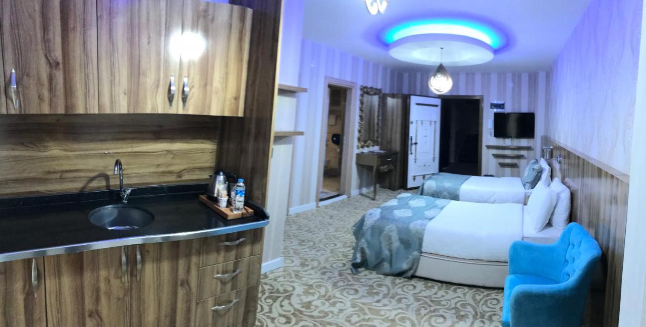 Crystall Hotel Ван Экстерьер фото